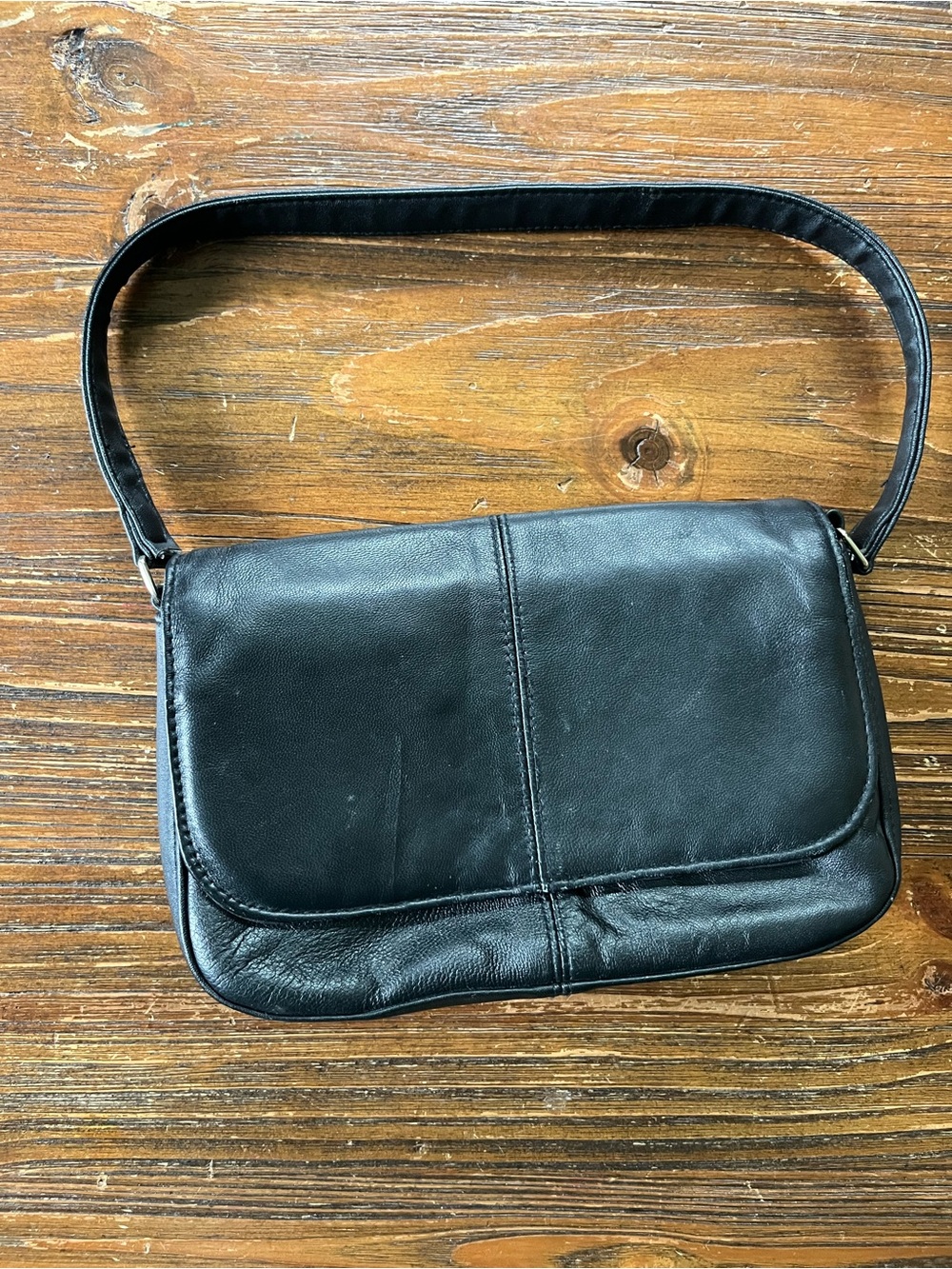 Everyday Black Leather Shoulder Bag